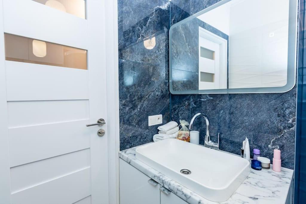 Elegant, Comfortable In The Heart Of Warsaw! Varsóvia Exterior foto