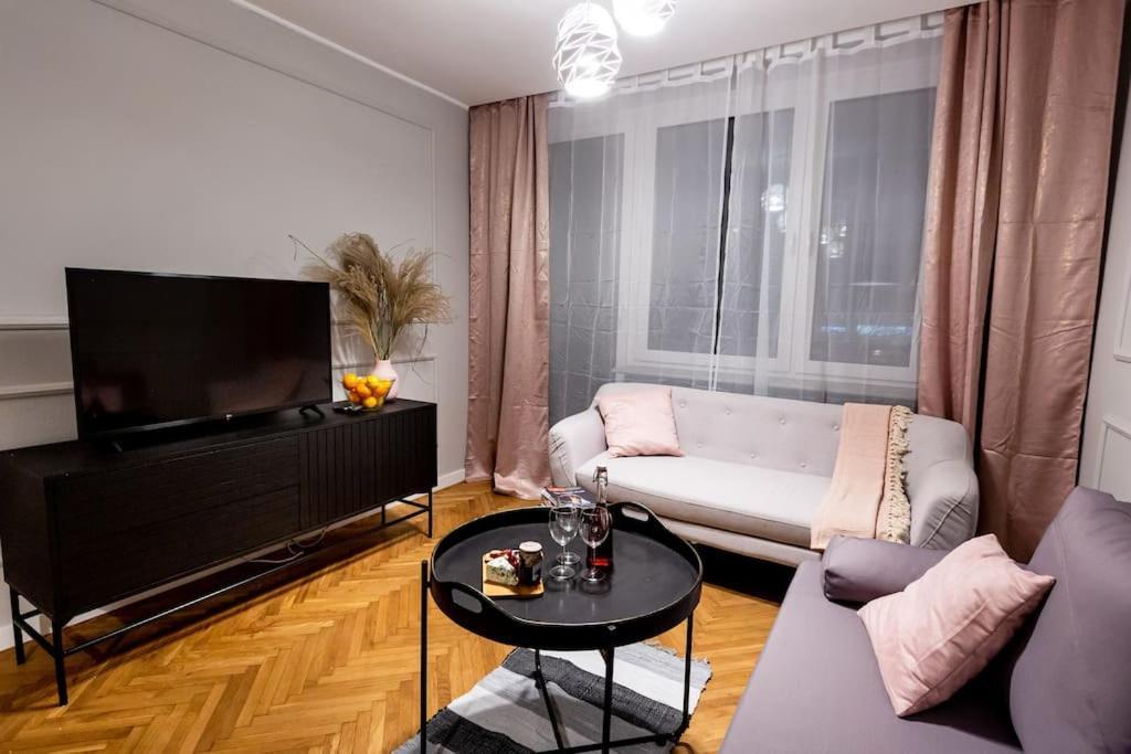 Elegant, Comfortable In The Heart Of Warsaw! Varsóvia Exterior foto